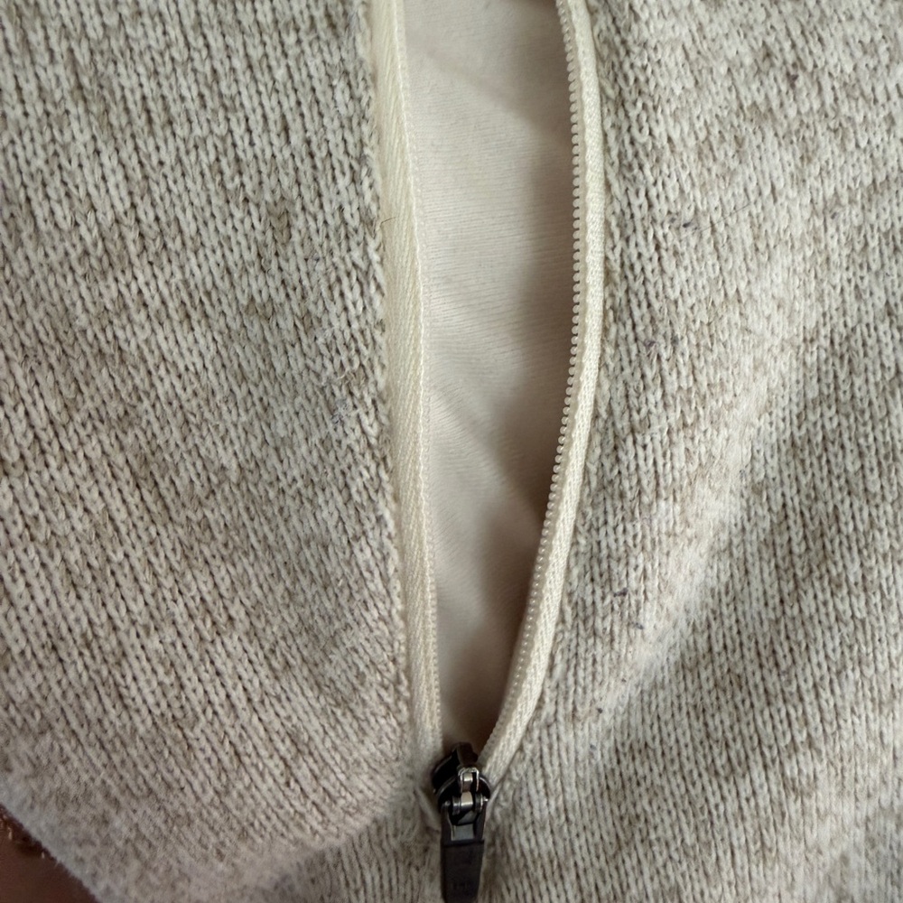 L.L. Bean Cream Knit-Texture Fleece Jacket - Picture 4 of 4